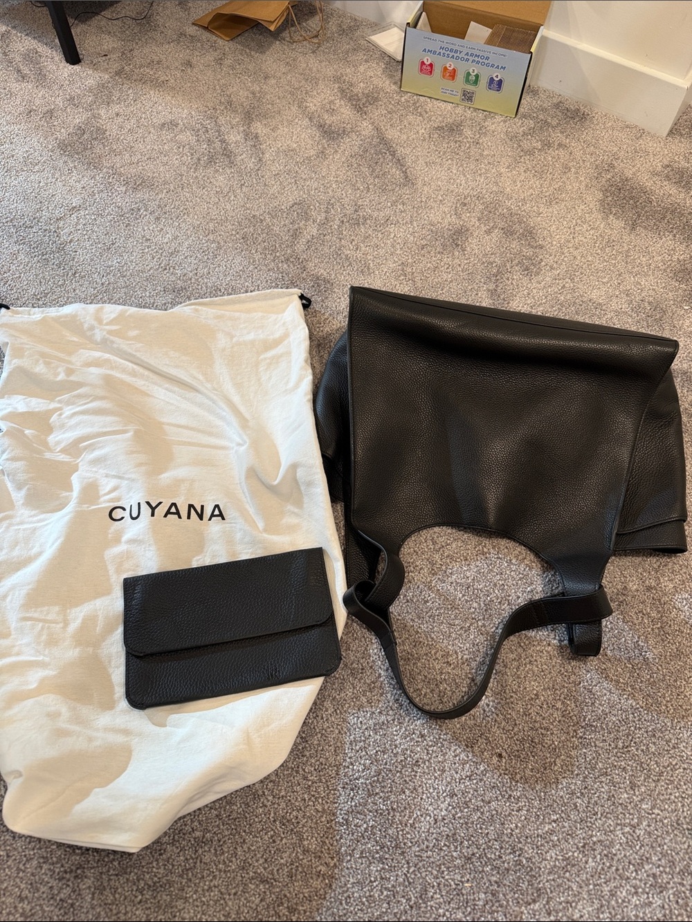 Cuyana Oversized double loop satchel leather tote with interior pouch. Like New!